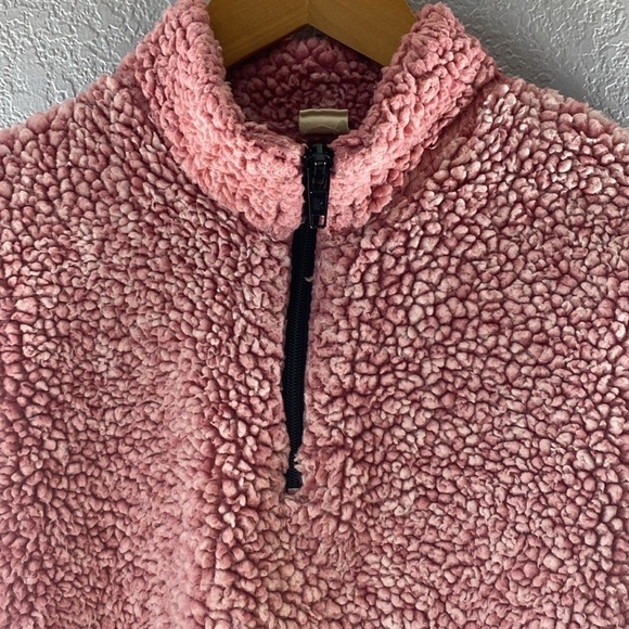Urban Outfitters Pink Quarter Zip Collared Fuzzy Jacket - Picture 2 of 10